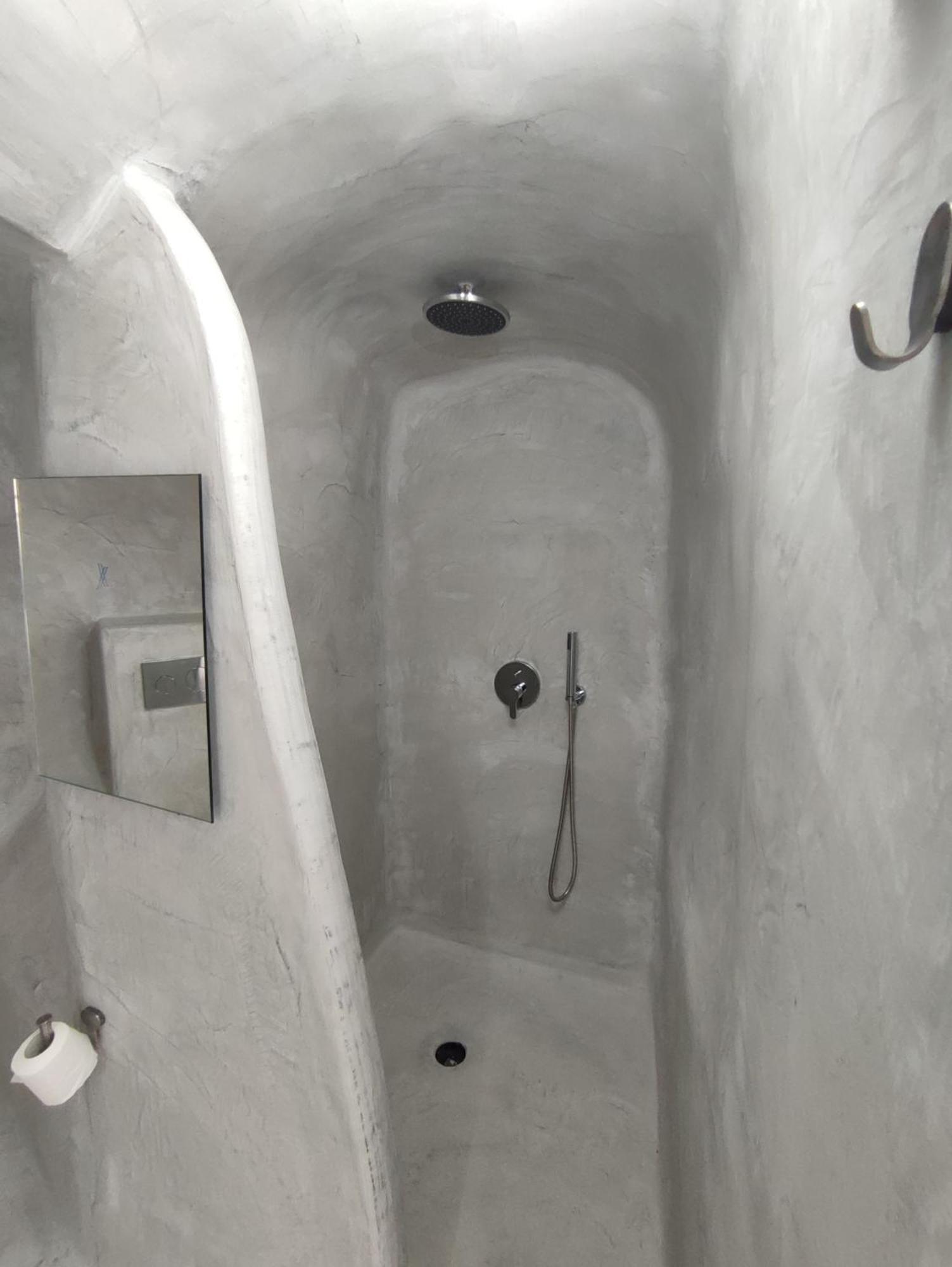 Central Santorini Serenity Rooms Фіра Екстер'єр фото