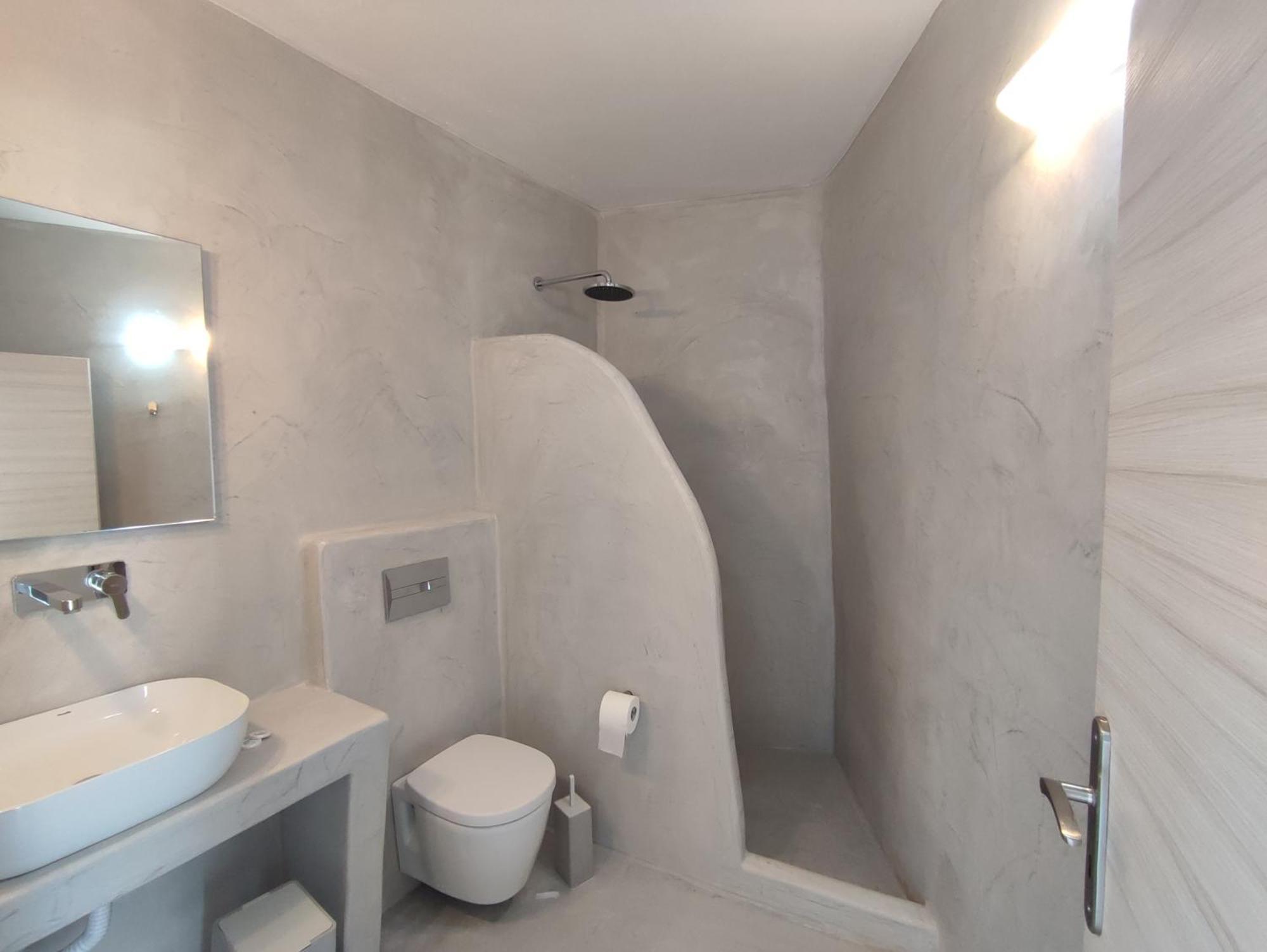 Central Santorini Serenity Rooms Фіра Екстер'єр фото