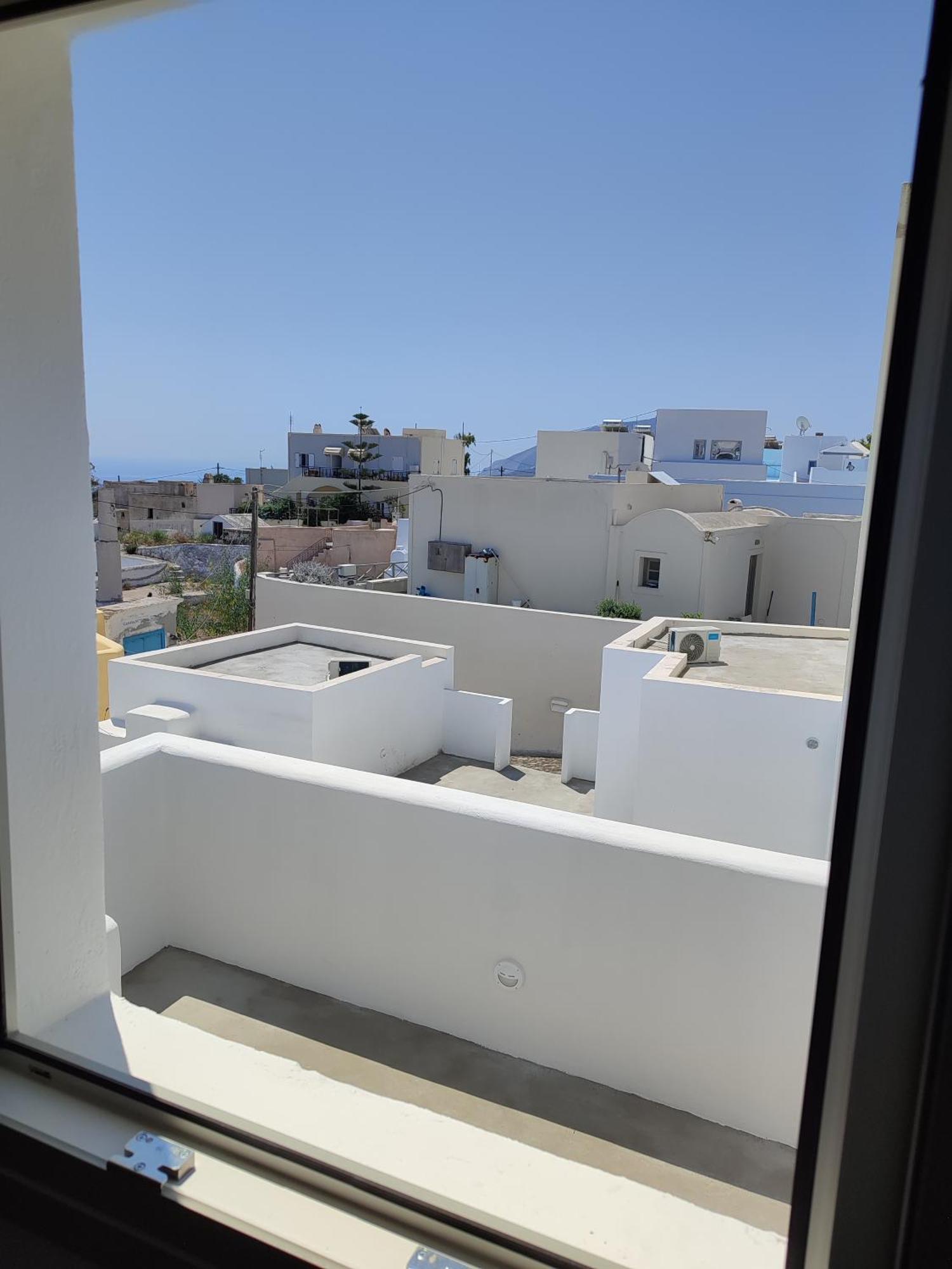 Central Santorini Serenity Rooms Фіра Екстер'єр фото